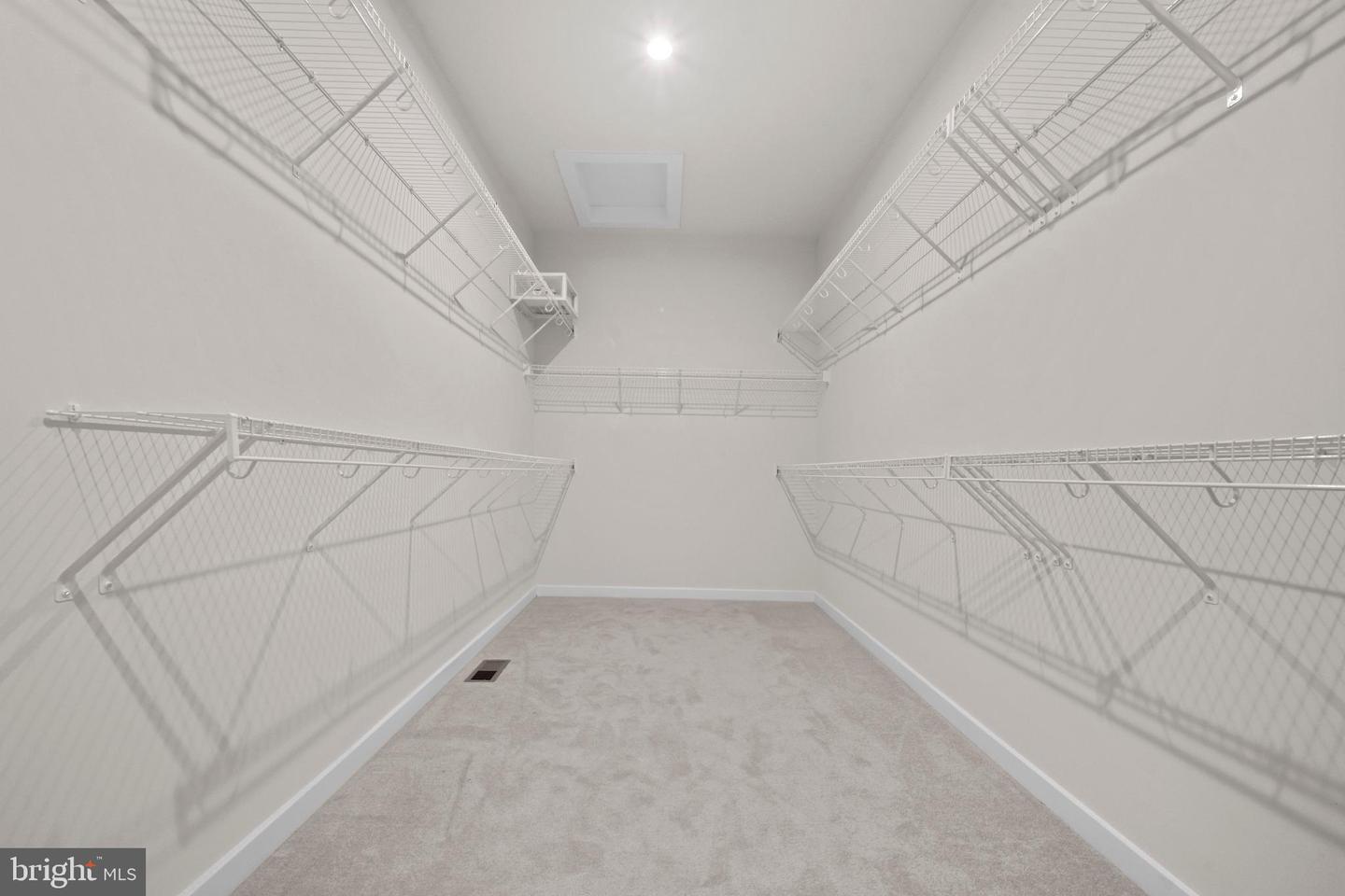 14114 GYPSUM LOOP #64, CHANTILLY, Virginia 20151, 3 Bedrooms Bedrooms, ,2 BathroomsBathrooms,Residential,For sale,14114 GYPSUM LOOP #64,VAFX2269606 MLS # VAFX2269606