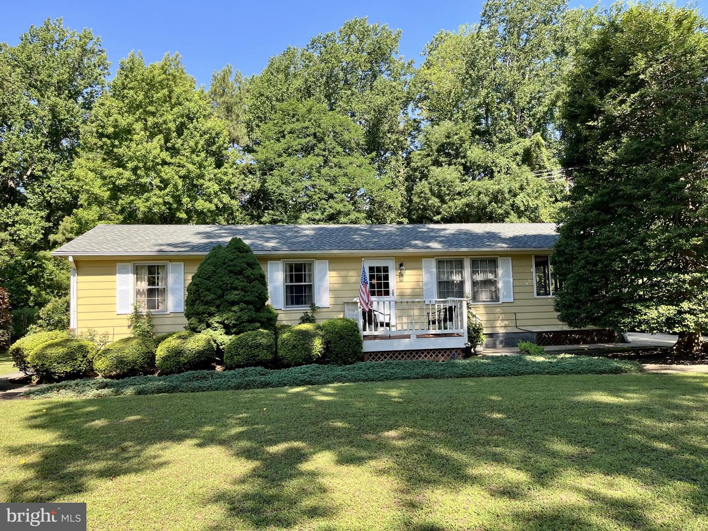815 CABIN POINT DR, MONTROSS, Virginia 22520, 3 Bedrooms Bedrooms, ,1 BathroomBathrooms,Residential,For sale,815 CABIN POINT DR,VAWE2009828 MLS # VAWE2009828