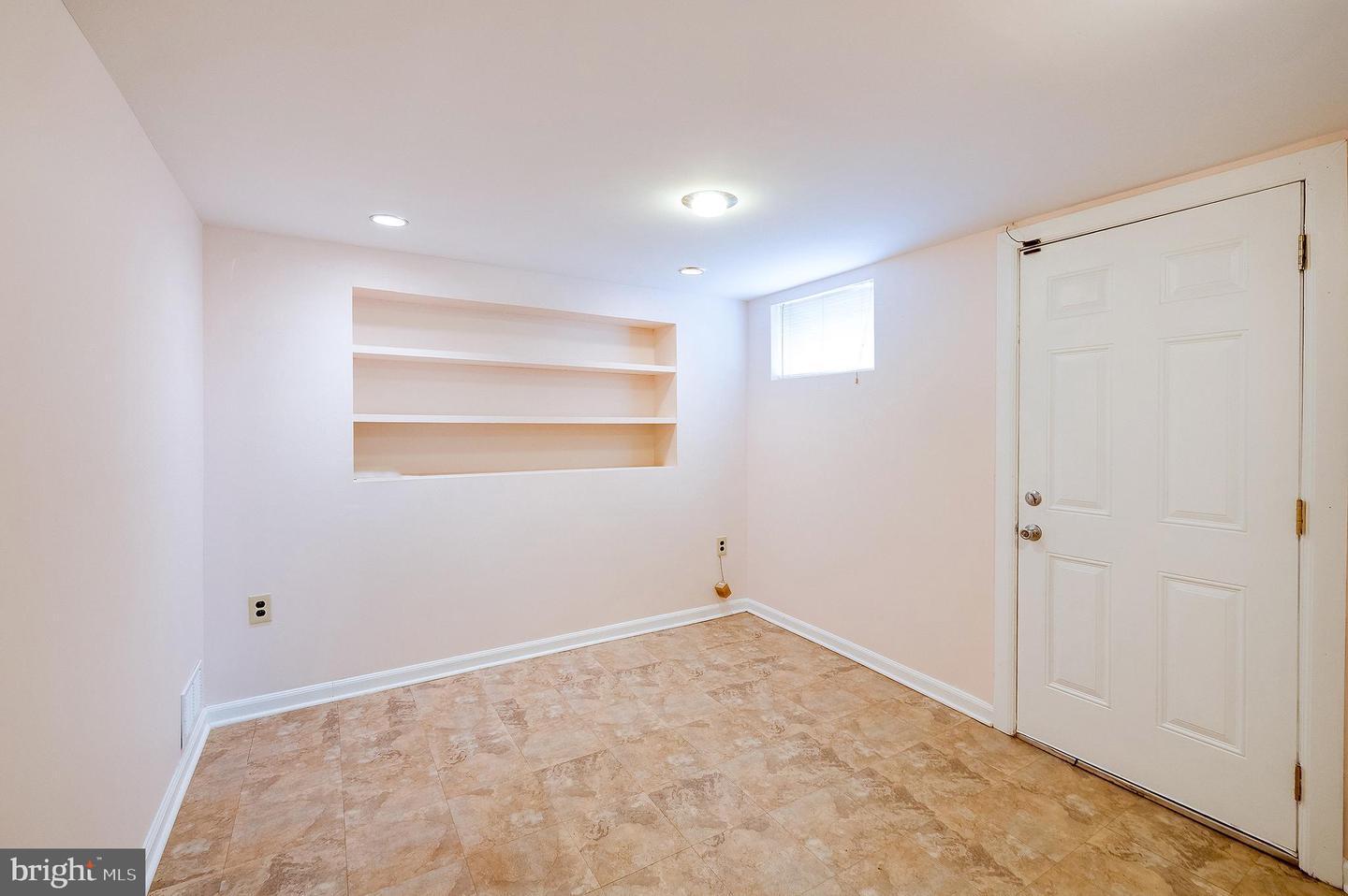 6159 1ST PL NE, WASHINGTON, District Of Columbia 20011, 4 Bedrooms Bedrooms, ,2 BathroomsBathrooms,Residential,For sale,6159 1ST PL NE,DCDC2224548 MLS # DCDC2224548