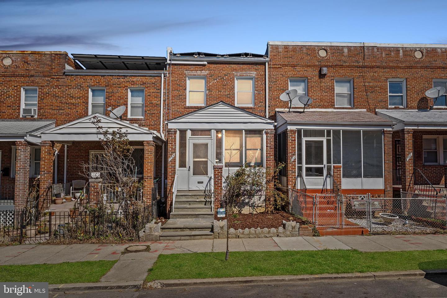 1764 LYMAN PL NE, WASHINGTON, District Of Columbia 20002, 4 Bedrooms Bedrooms, ,2 BathroomsBathrooms,Residential,For sale,1764 LYMAN PL NE,DCDC2224550 MLS # DCDC2224550
