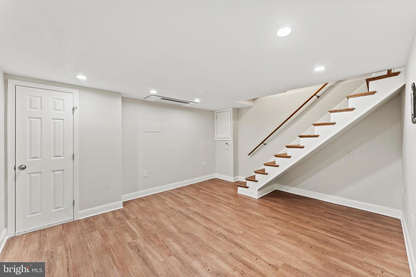 1764 LYMAN PL NE, WASHINGTON, District Of Columbia 20002, 4 Bedrooms Bedrooms, ,2 BathroomsBathrooms,Residential,For sale,1764 LYMAN PL NE,DCDC2224550 MLS # DCDC2224550