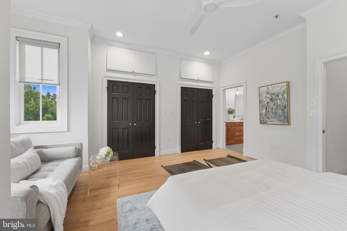 2123 11TH ST NW, WASHINGTON, District Of Columbia 20001, 5 Bedrooms Bedrooms, ,3 BathroomsBathrooms,Residential,For sale,2123 11TH ST NW,DCDC2224570 MLS # DCDC2224570