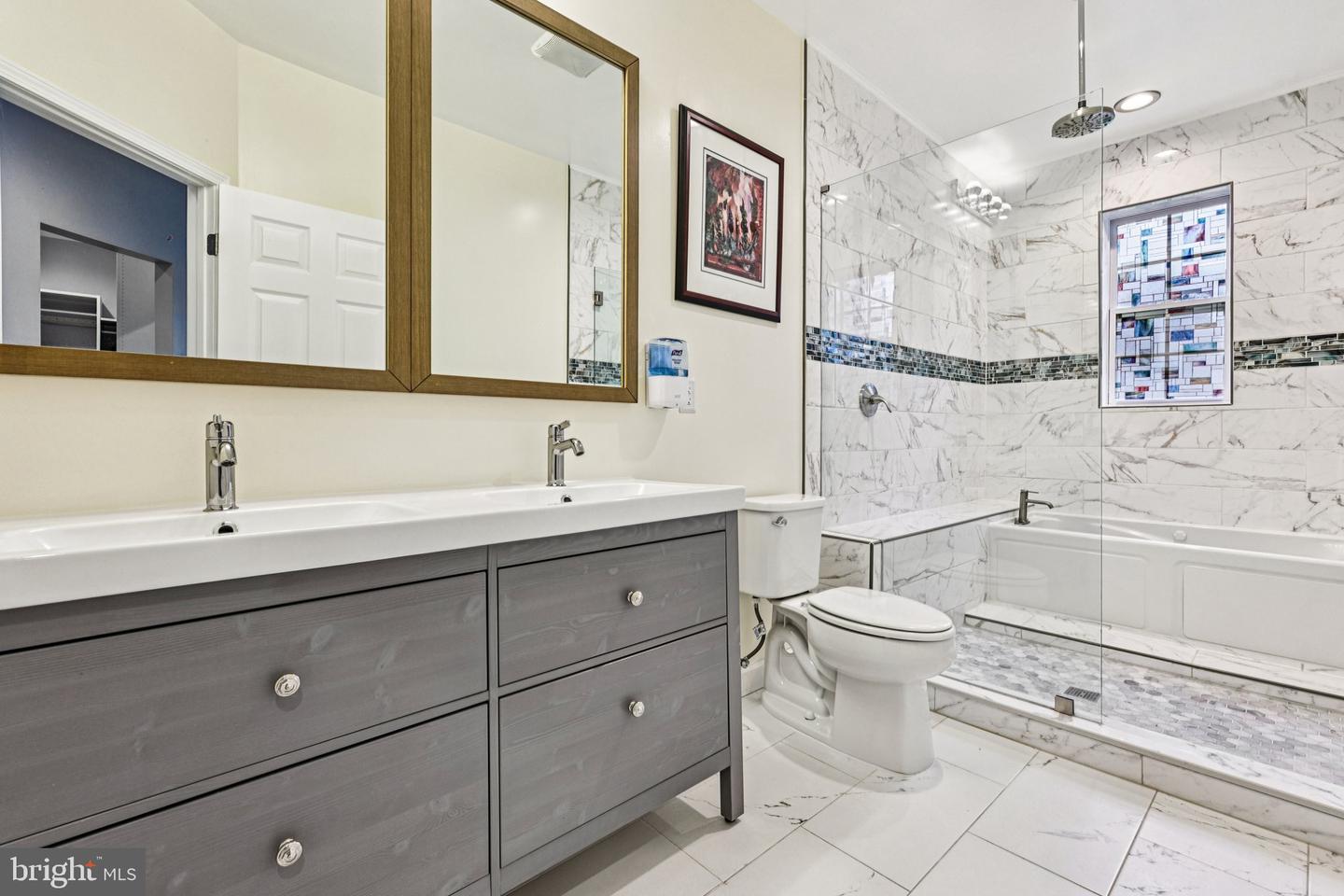 5814 LARPIN LN, ALEXANDRIA, Virginia 22310, 4 Bedrooms Bedrooms, ,3 BathroomsBathrooms,Residential,For sale,5814 LARPIN LN,VAFX2269680 MLS # VAFX2269680