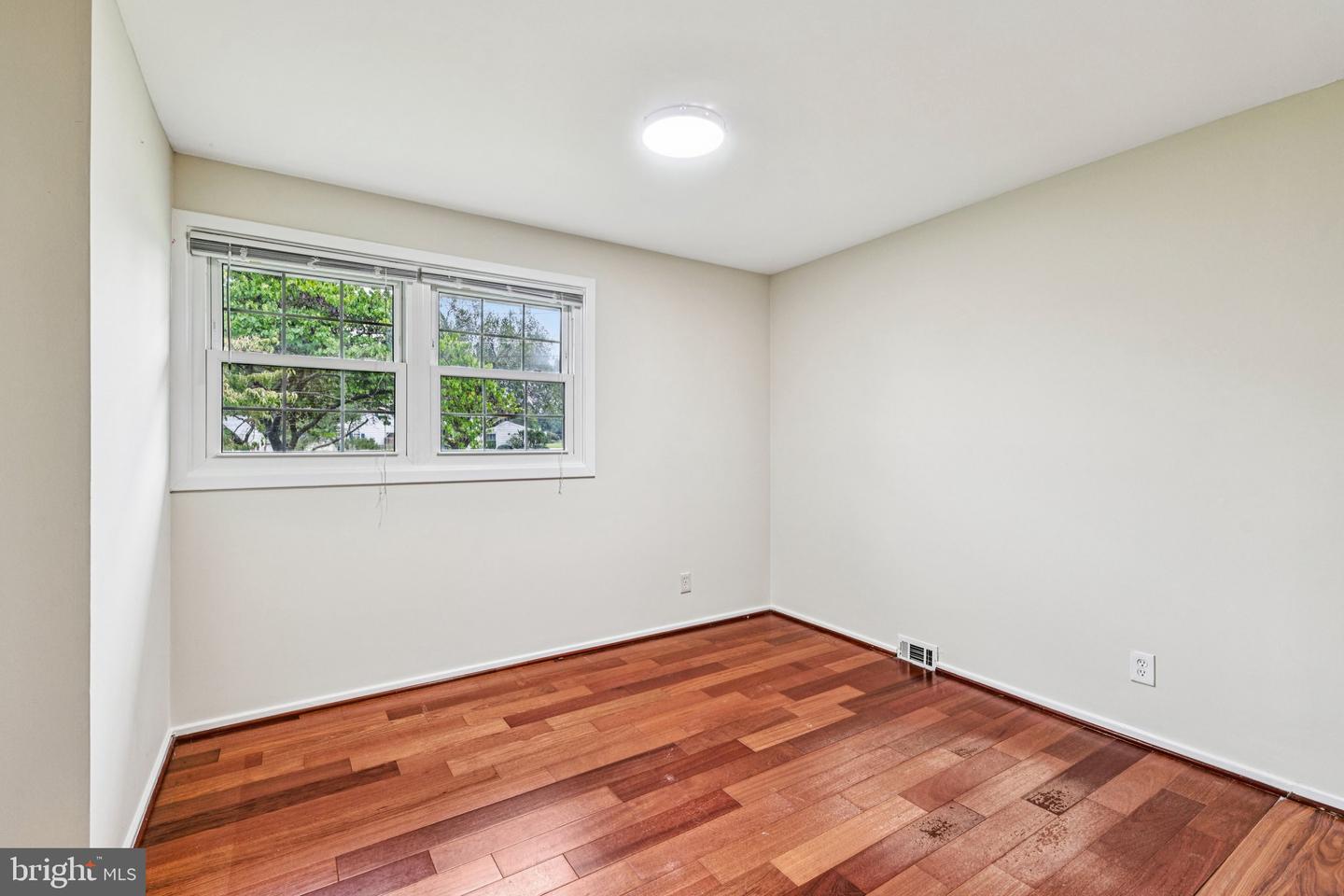 5814 LARPIN LN, ALEXANDRIA, Virginia 22310, 4 Bedrooms Bedrooms, ,3 BathroomsBathrooms,Residential,For sale,5814 LARPIN LN,VAFX2269680 MLS # VAFX2269680