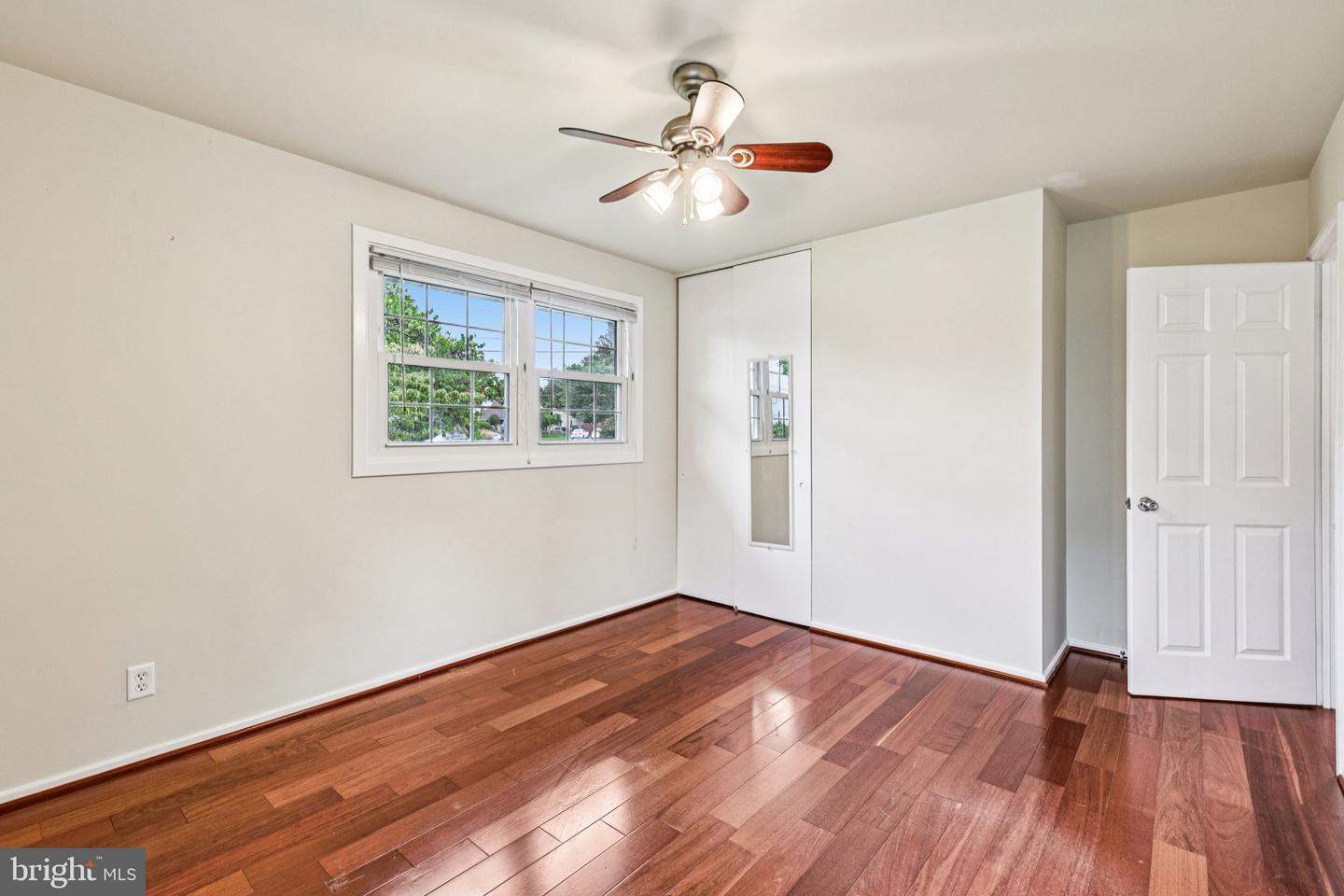 5814 LARPIN LN, ALEXANDRIA, Virginia 22310, 4 Bedrooms Bedrooms, ,3 BathroomsBathrooms,Residential,For sale,5814 LARPIN LN,VAFX2269680 MLS # VAFX2269680