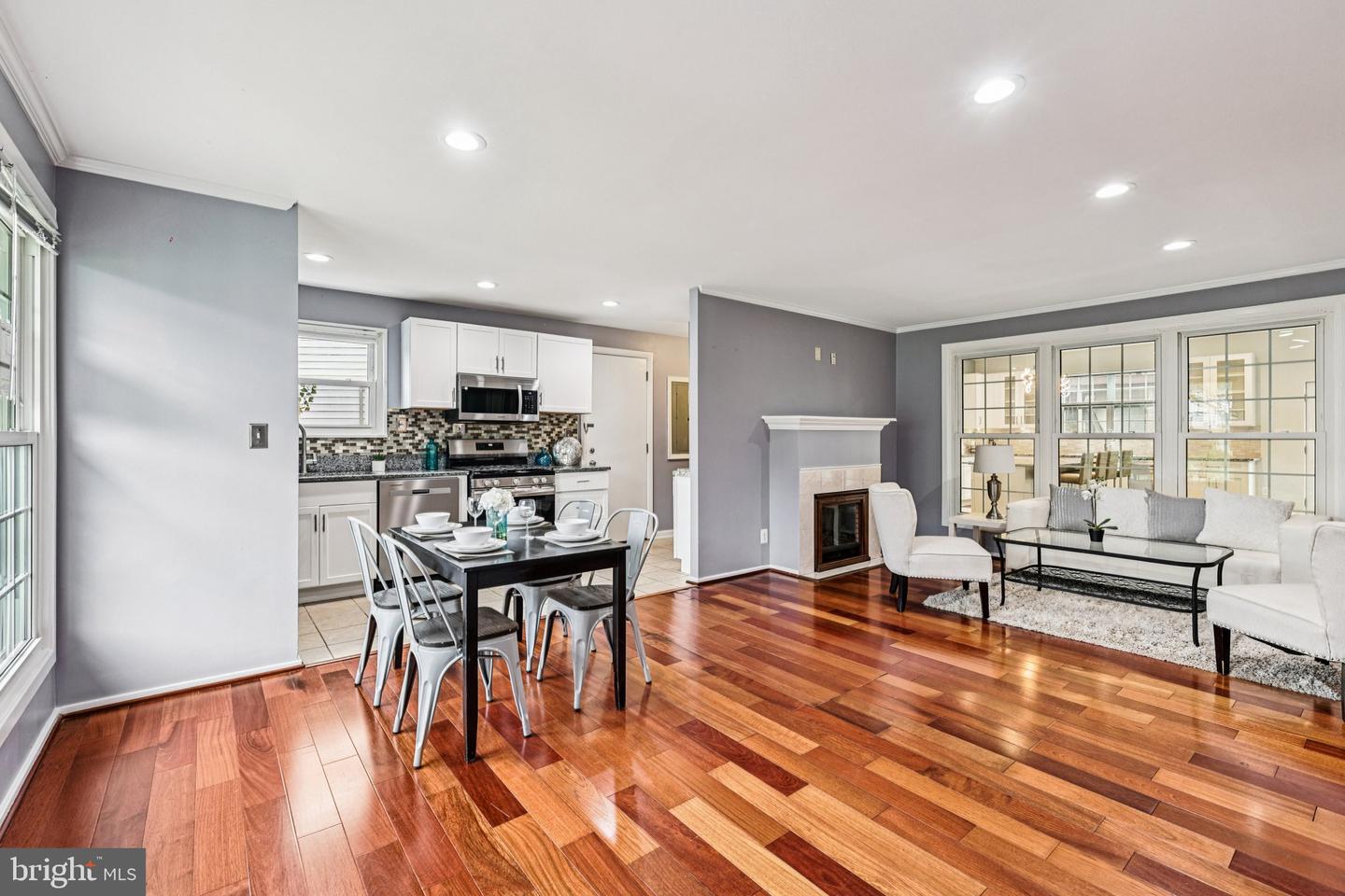 5814 LARPIN LN, ALEXANDRIA, Virginia 22310, 4 Bedrooms Bedrooms, ,3 BathroomsBathrooms,Residential,For sale,5814 LARPIN LN,VAFX2269680 MLS # VAFX2269680
