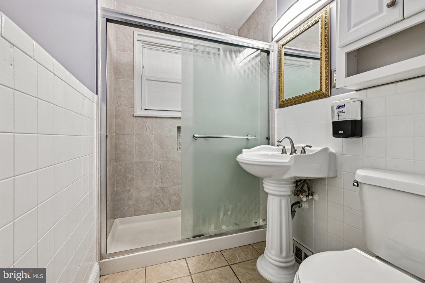 5814 LARPIN LN, ALEXANDRIA, Virginia 22310, 4 Bedrooms Bedrooms, ,3 BathroomsBathrooms,Residential,For sale,5814 LARPIN LN,VAFX2269680 MLS # VAFX2269680