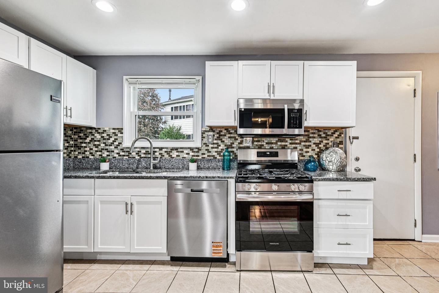 5814 LARPIN LN, ALEXANDRIA, Virginia 22310, 4 Bedrooms Bedrooms, ,3 BathroomsBathrooms,Residential,For sale,5814 LARPIN LN,VAFX2269680 MLS # VAFX2269680