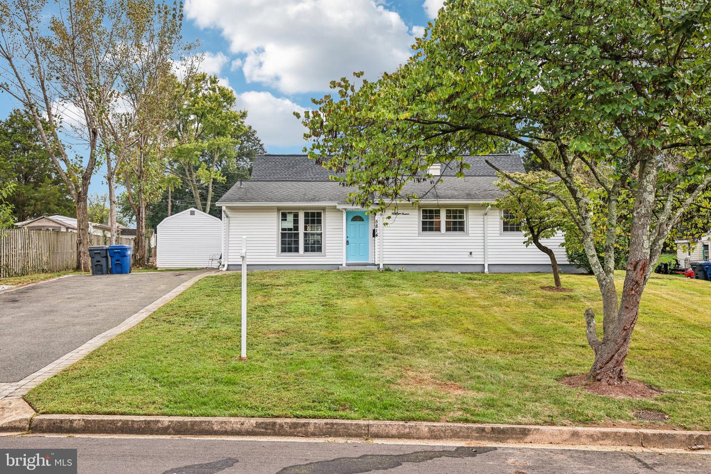 5814 LARPIN LN, ALEXANDRIA, Virginia 22310, 4 Bedrooms Bedrooms, ,3 BathroomsBathrooms,Residential,For sale,5814 LARPIN LN,VAFX2269680 MLS # VAFX2269680