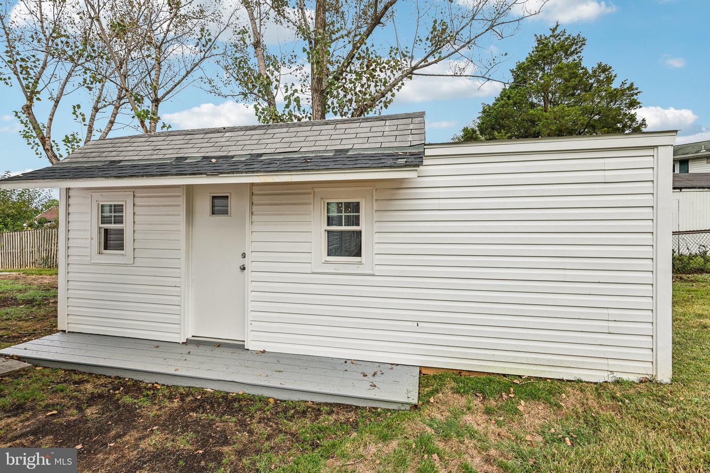 5814 LARPIN LN, ALEXANDRIA, Virginia 22310, 4 Bedrooms Bedrooms, ,3 BathroomsBathrooms,Residential,For sale,5814 LARPIN LN,VAFX2269680 MLS # VAFX2269680