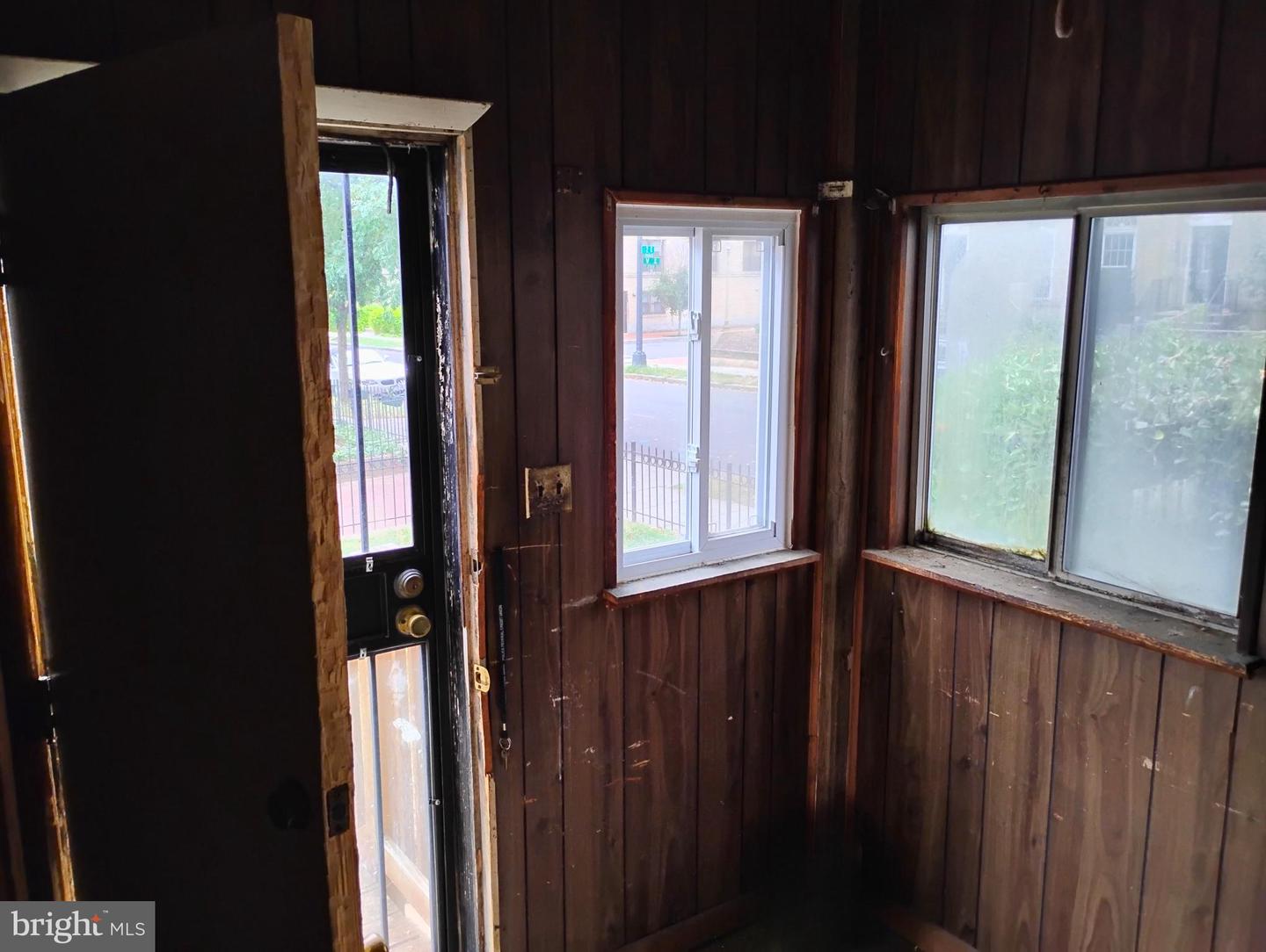 158 W ST NW, WASHINGTON, District Of Columbia 20001, 3 Bedrooms Bedrooms, 5 Rooms Rooms,2 BathroomsBathrooms,Residential,For sale,158 W ST NW,DCDC2224622 MLS # DCDC2224622