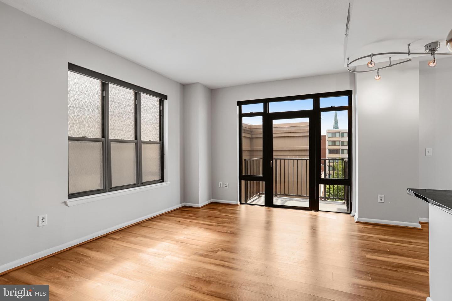 1001 L ST NW #811, WASHINGTON, District Of Columbia 20001, 1 Bedroom Bedrooms, ,1 BathroomBathrooms,Residential,For sale,1001 L ST NW #811,DCDC2192960 MLS # DCDC2192960