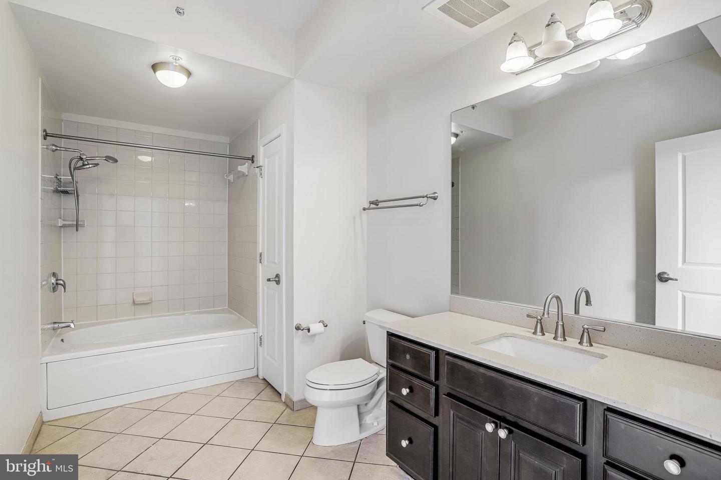 1001 L ST NW #811, WASHINGTON, District Of Columbia 20001, 1 Bedroom Bedrooms, ,1 BathroomBathrooms,Residential,For sale,1001 L ST NW #811,DCDC2192960 MLS # DCDC2192960