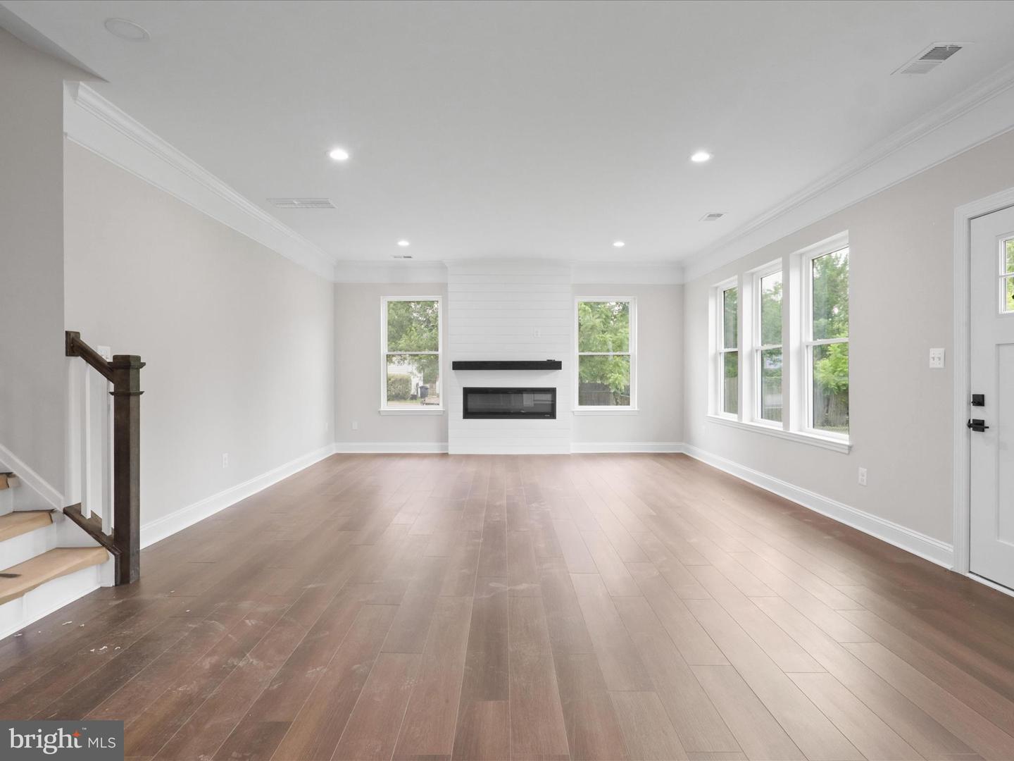 8708 LUKENS LN, ALEXANDRIA, Virginia 22309, 5 Bedrooms Bedrooms, ,4 BathroomsBathrooms,Residential,For sale,8708 LUKENS LN,VAFX2253560 MLS # VAFX2253560