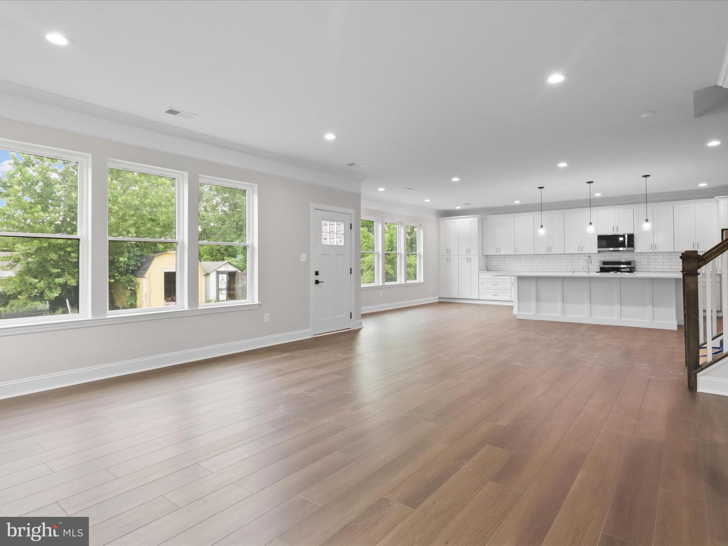8708 LUKENS LN, ALEXANDRIA, Virginia 22309, 5 Bedrooms Bedrooms, ,4 BathroomsBathrooms,Residential,For sale,8708 LUKENS LN,VAFX2253560 MLS # VAFX2253560