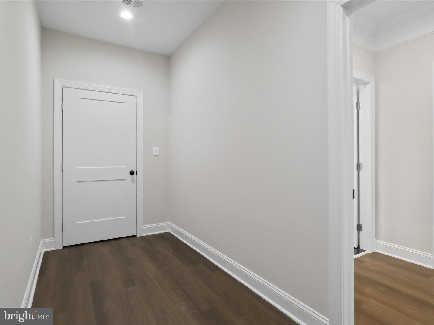 8708 LUKENS LN, ALEXANDRIA, Virginia 22309, 5 Bedrooms Bedrooms, ,4 BathroomsBathrooms,Residential,For sale,8708 LUKENS LN,VAFX2253560 MLS # VAFX2253560