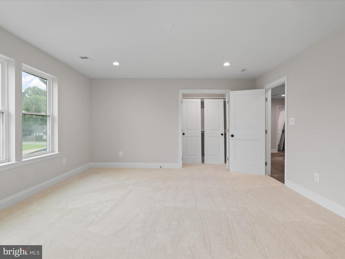 8708 LUKENS LN, ALEXANDRIA, Virginia 22309, 5 Bedrooms Bedrooms, ,4 BathroomsBathrooms,Residential,For sale,8708 LUKENS LN,VAFX2253560 MLS # VAFX2253560