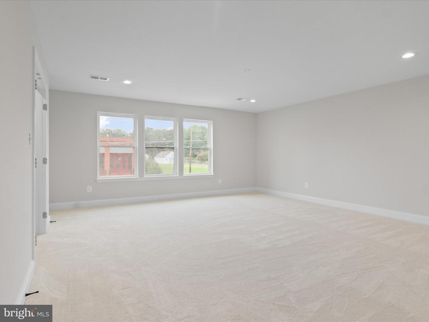 8708 LUKENS LN, ALEXANDRIA, Virginia 22309, 5 Bedrooms Bedrooms, ,4 BathroomsBathrooms,Residential,For sale,8708 LUKENS LN,VAFX2253560 MLS # VAFX2253560