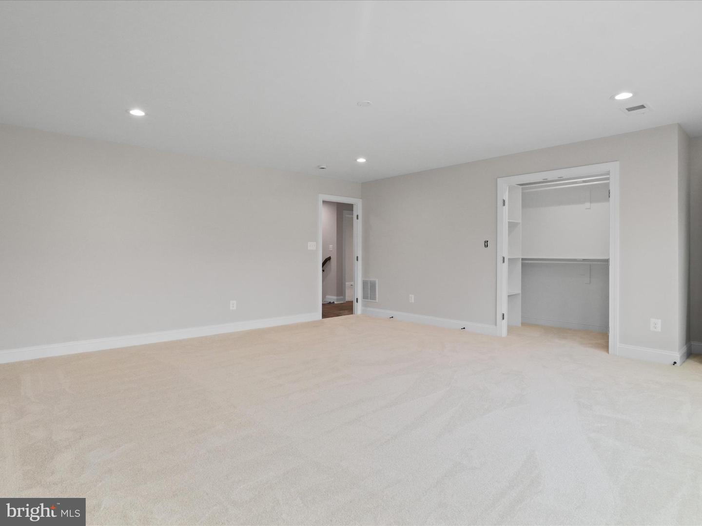8708 LUKENS LN, ALEXANDRIA, Virginia 22309, 5 Bedrooms Bedrooms, ,4 BathroomsBathrooms,Residential,For sale,8708 LUKENS LN,VAFX2253560 MLS # VAFX2253560