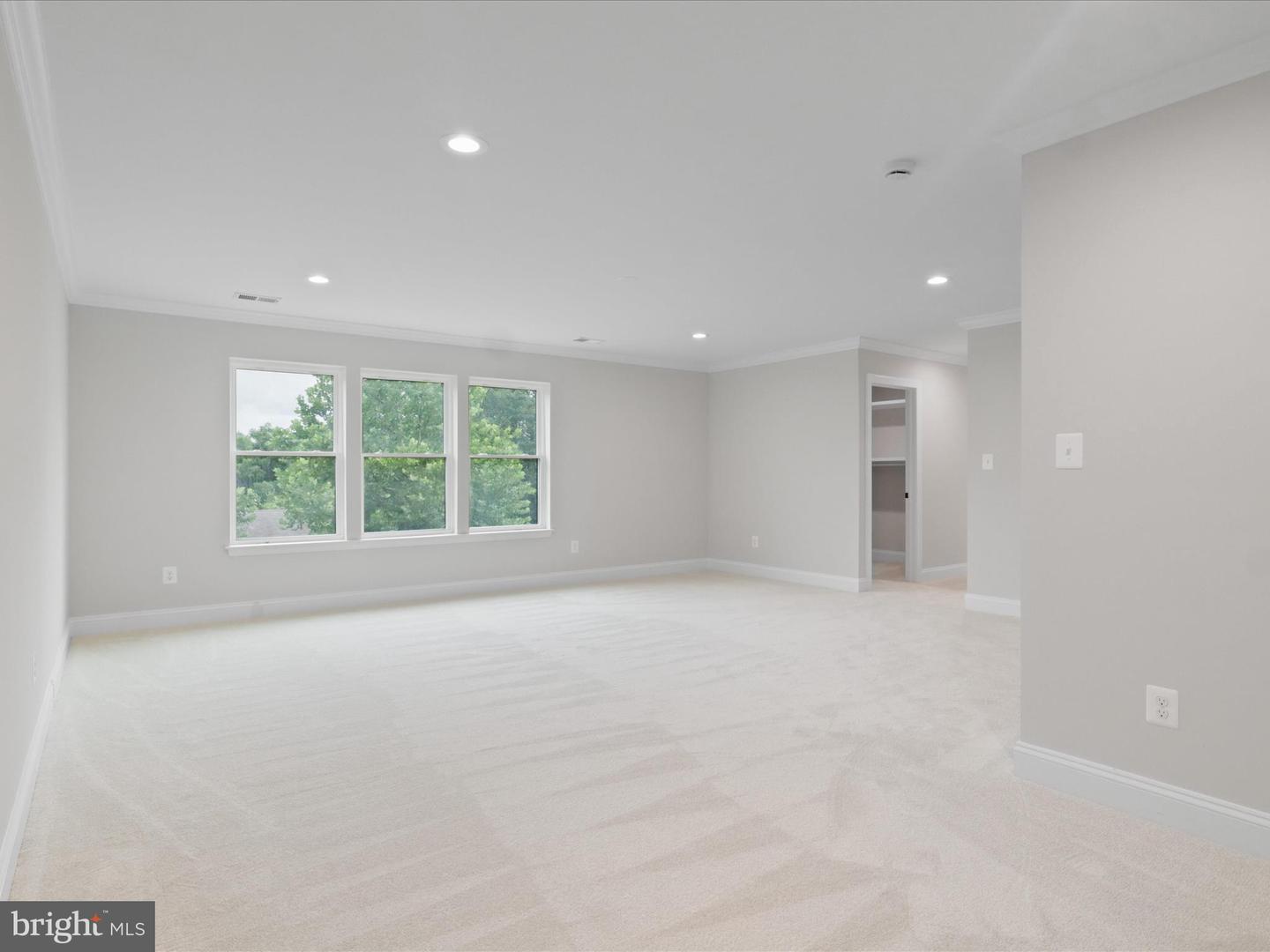 8708 LUKENS LN, ALEXANDRIA, Virginia 22309, 5 Bedrooms Bedrooms, ,4 BathroomsBathrooms,Residential,For sale,8708 LUKENS LN,VAFX2253560 MLS # VAFX2253560