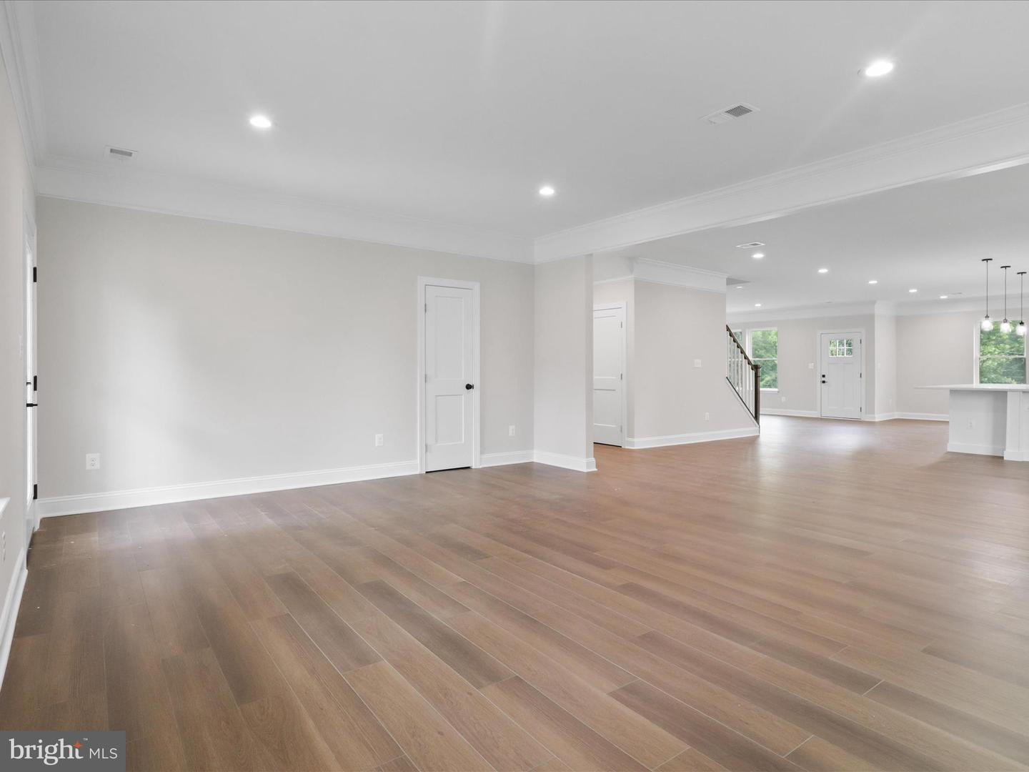 8708 LUKENS LN, ALEXANDRIA, Virginia 22309, 5 Bedrooms Bedrooms, ,4 BathroomsBathrooms,Residential,For sale,8708 LUKENS LN,VAFX2253560 MLS # VAFX2253560