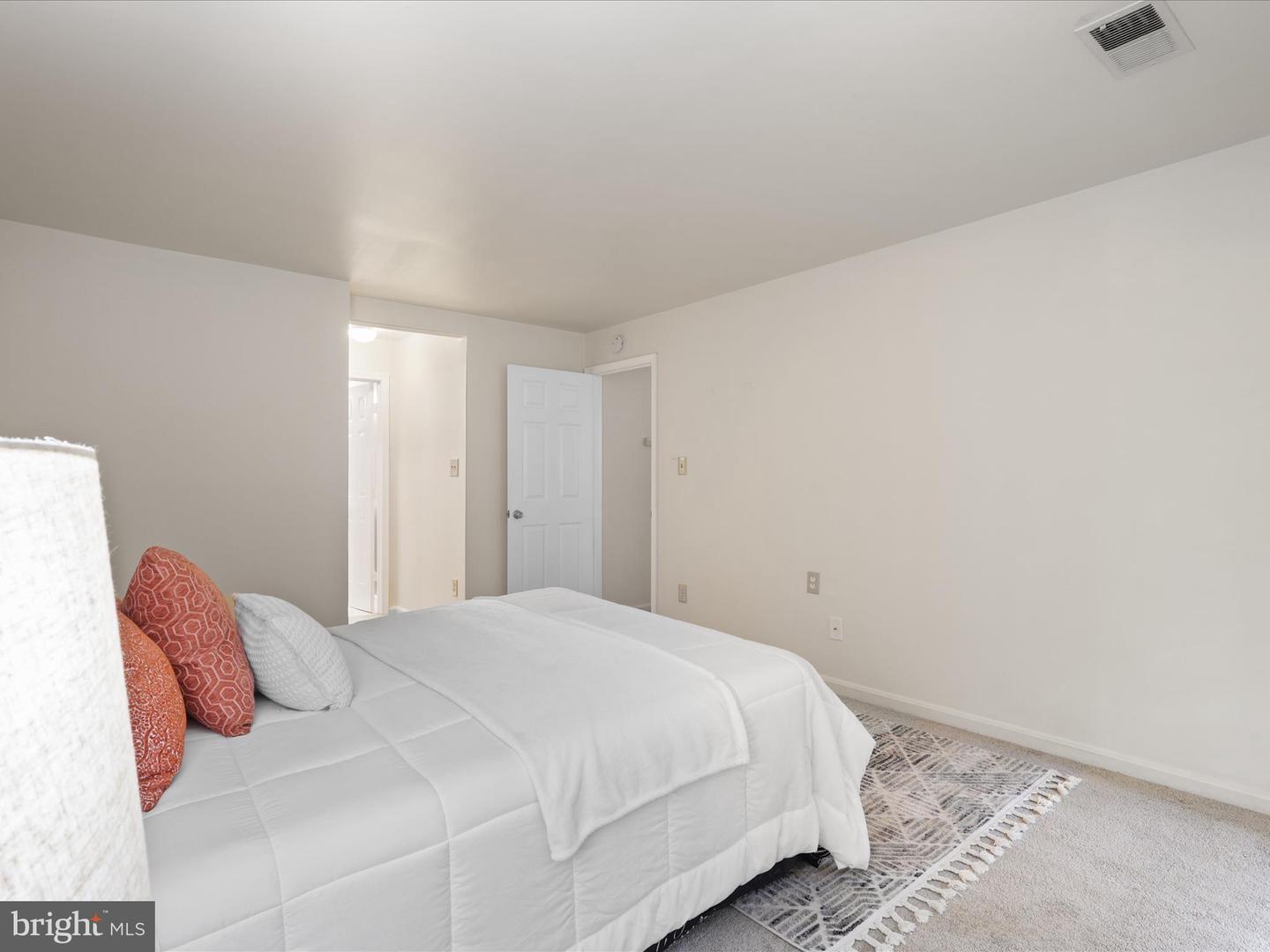 11713 KARBON HILL CT #710A, RESTON, Virginia 20191, 2 Bedrooms Bedrooms, ,2 BathroomsBathrooms,Residential,For sale,11713 KARBON HILL CT #710A,VAFX2254544 MLS # VAFX2254544