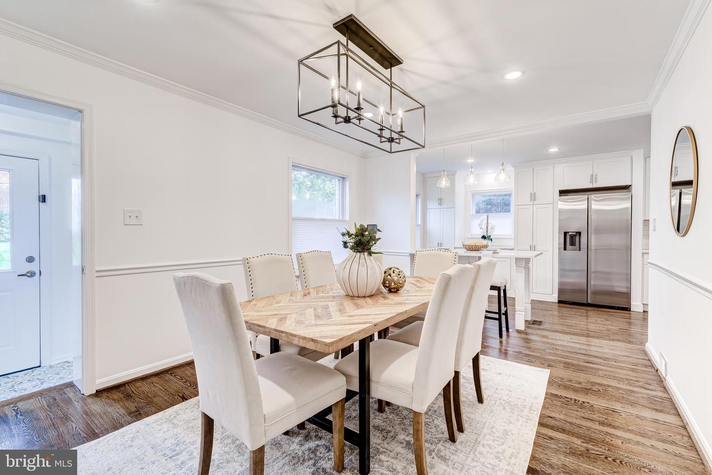 5101 27TH ST N, ARLINGTON, Virginia 22207, 7 Bedrooms Bedrooms, ,5 BathroomsBathrooms,Residential,For sale,5101 27TH ST N,VAAR2060938 MLS # VAAR2060938