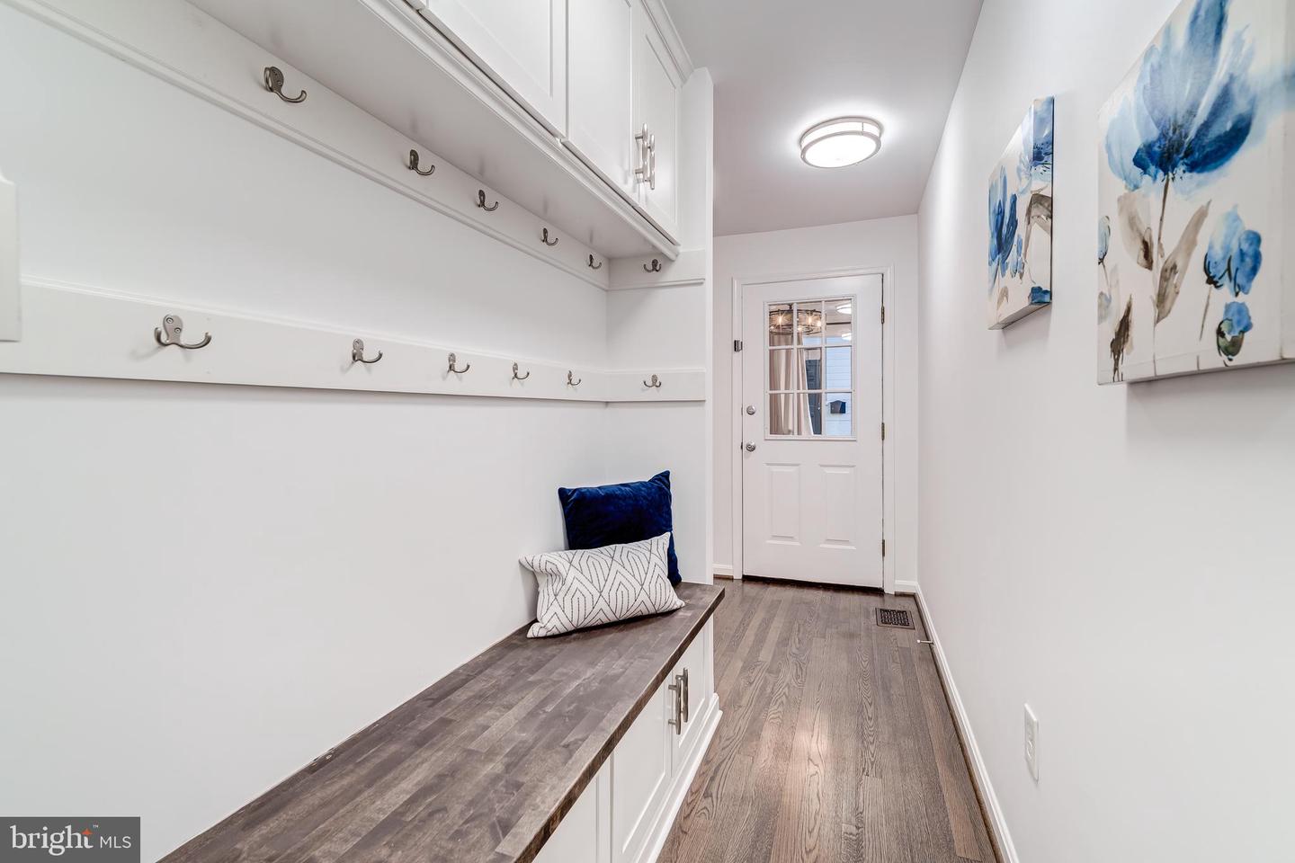 5101 27TH ST N, ARLINGTON, Virginia 22207, 7 Bedrooms Bedrooms, ,5 BathroomsBathrooms,Residential,For sale,5101 27TH ST N,VAAR2060938 MLS # VAAR2060938