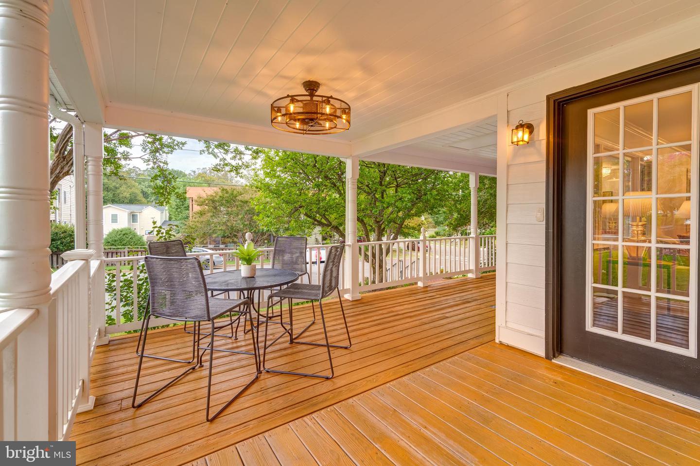 5101 27TH ST N, ARLINGTON, Virginia 22207, 7 Bedrooms Bedrooms, ,5 BathroomsBathrooms,Residential,For sale,5101 27TH ST N,VAAR2060938 MLS # VAAR2060938