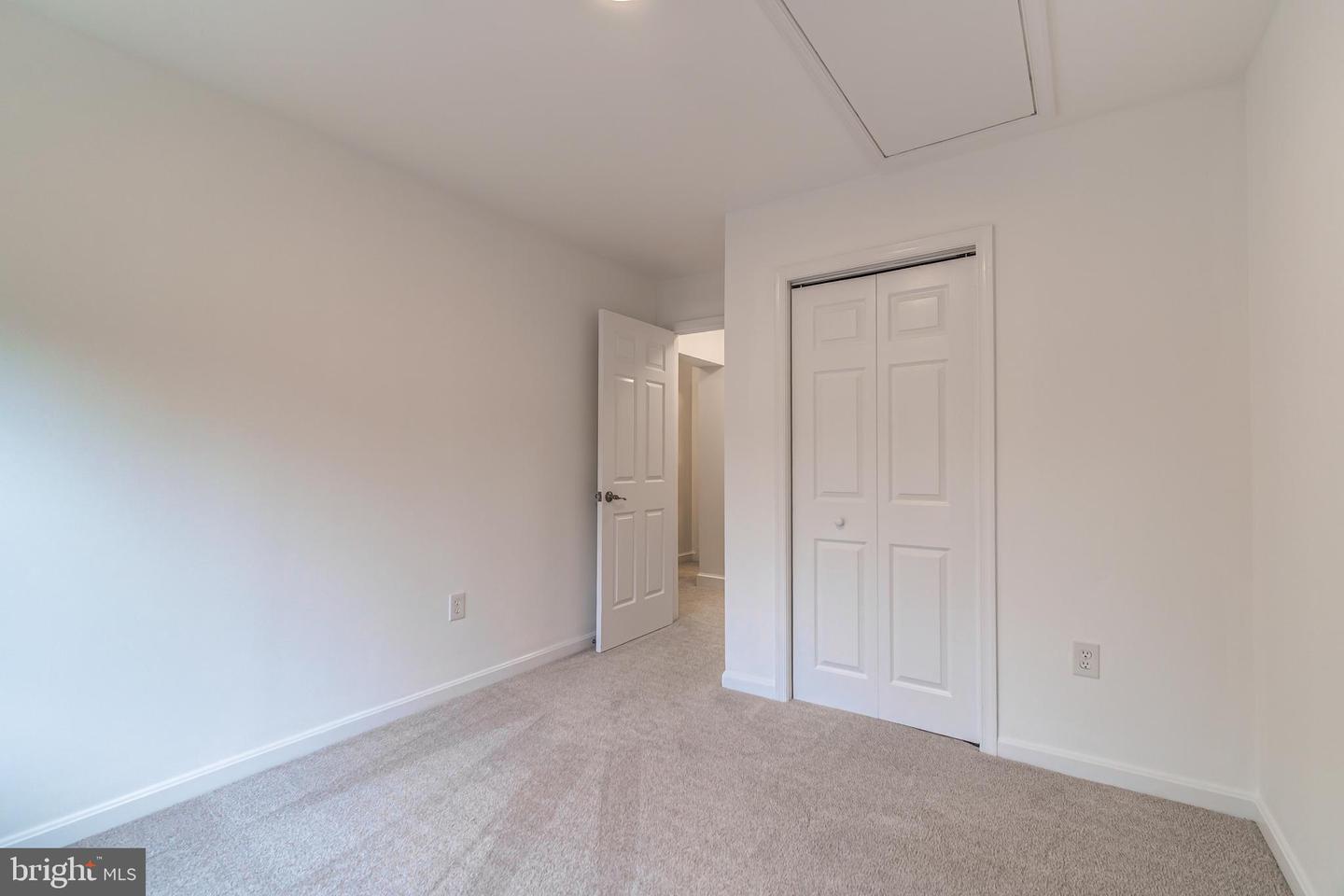 5101 27TH ST N, ARLINGTON, Virginia 22207, 7 Bedrooms Bedrooms, ,5 BathroomsBathrooms,Residential,For sale,5101 27TH ST N,VAAR2060938 MLS # VAAR2060938