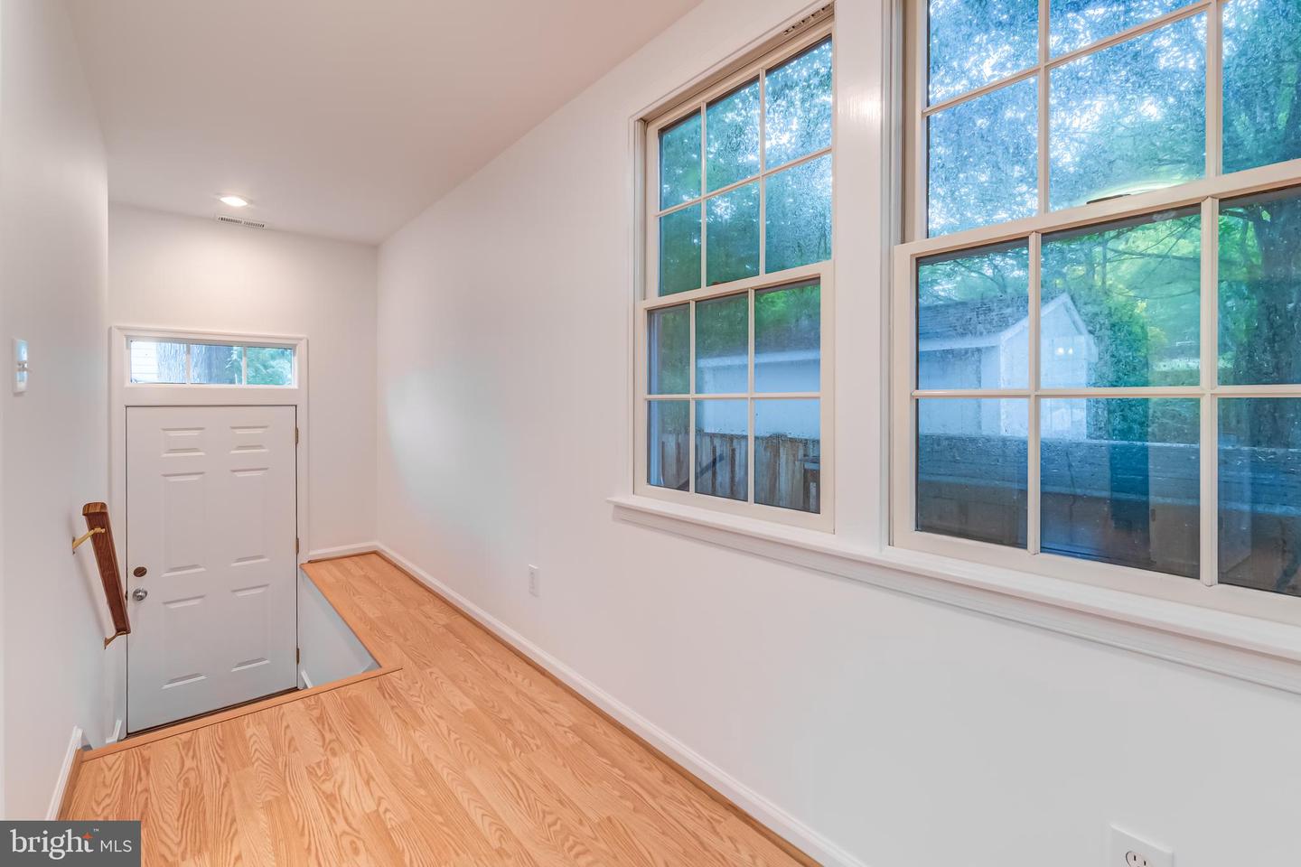 5101 27TH ST N, ARLINGTON, Virginia 22207, 7 Bedrooms Bedrooms, ,5 BathroomsBathrooms,Residential,For sale,5101 27TH ST N,VAAR2060938 MLS # VAAR2060938