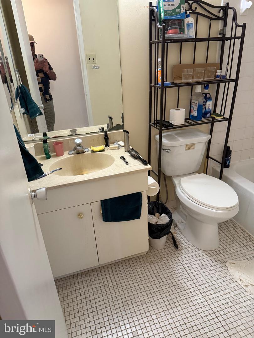531 FLORIDA AVE #104, HERNDON, Virginia 20170, 2 Bedrooms Bedrooms, ,2 BathroomsBathrooms,Residential,For sale,531 FLORIDA AVE #104,VAFX2259566 MLS # VAFX2259566