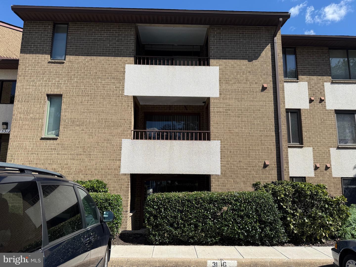 531 FLORIDA AVE #104, HERNDON, Virginia 20170, 2 Bedrooms Bedrooms, ,2 BathroomsBathrooms,Residential,For sale,531 FLORIDA AVE #104,VAFX2259566 MLS # VAFX2259566