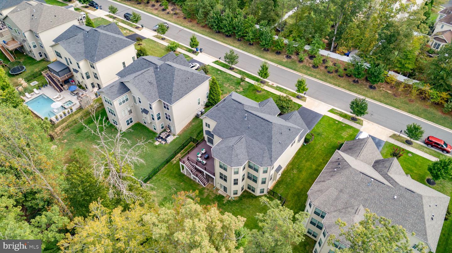 12116 HICKORY FALLS CT, WOODBRIDGE, Virginia 22192, 6 Bedrooms Bedrooms, ,5 BathroomsBathrooms,Residential,For sale,12116 HICKORY FALLS CT,VAPW2100886 MLS # VAPW2100886
