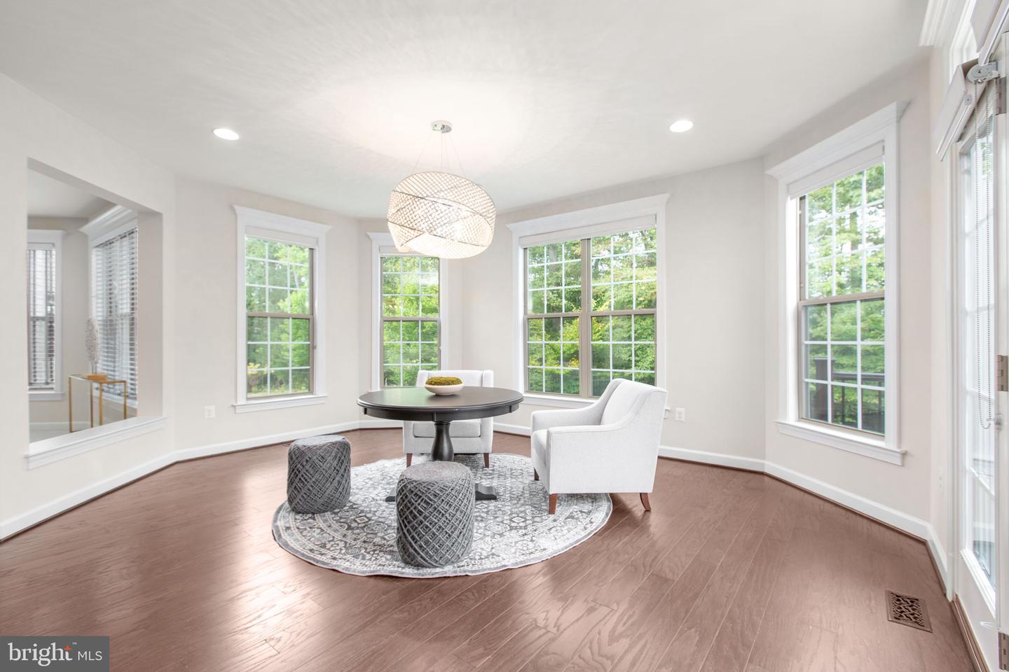 12116 HICKORY FALLS CT, WOODBRIDGE, Virginia 22192, 6 Bedrooms Bedrooms, ,5 BathroomsBathrooms,Residential,For sale,12116 HICKORY FALLS CT,VAPW2100886 MLS # VAPW2100886