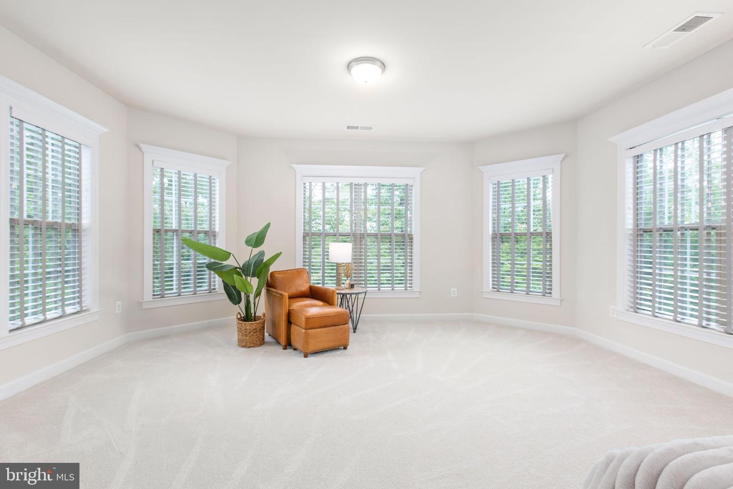 12116 HICKORY FALLS CT, WOODBRIDGE, Virginia 22192, 6 Bedrooms Bedrooms, ,5 BathroomsBathrooms,Residential,For sale,12116 HICKORY FALLS CT,VAPW2100886 MLS # VAPW2100886
