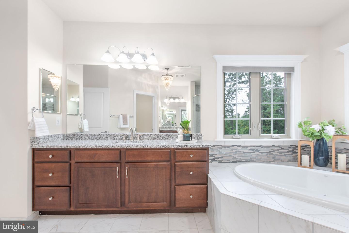 12116 HICKORY FALLS CT, WOODBRIDGE, Virginia 22192, 6 Bedrooms Bedrooms, ,5 BathroomsBathrooms,Residential,For sale,12116 HICKORY FALLS CT,VAPW2100886 MLS # VAPW2100886