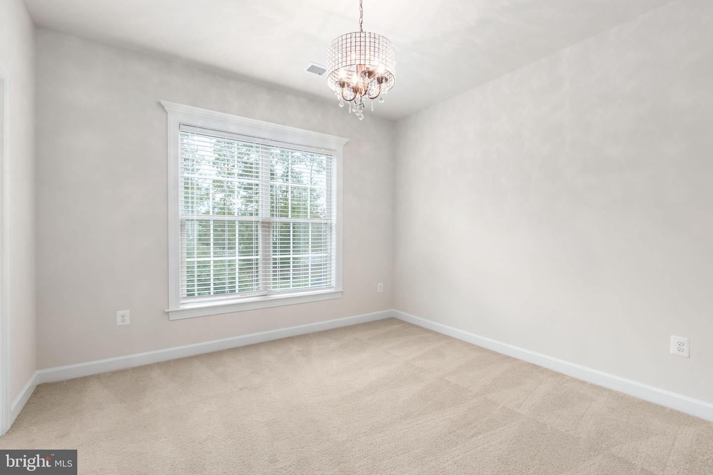 12116 HICKORY FALLS CT, WOODBRIDGE, Virginia 22192, 6 Bedrooms Bedrooms, ,5 BathroomsBathrooms,Residential,For sale,12116 HICKORY FALLS CT,VAPW2100886 MLS # VAPW2100886