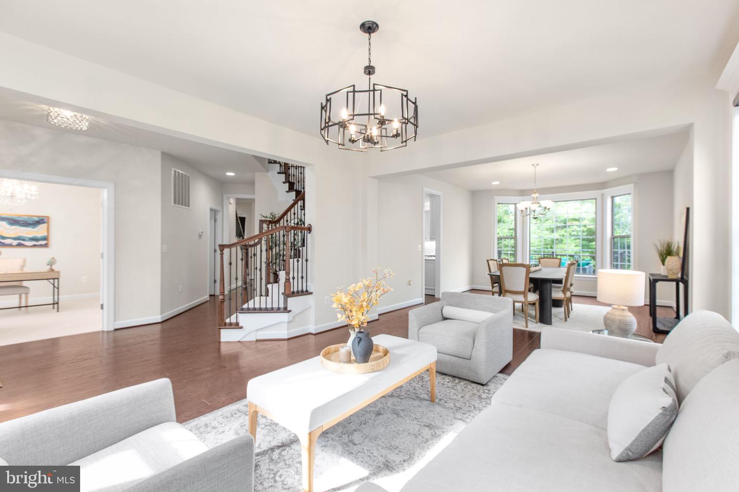 12116 HICKORY FALLS CT, WOODBRIDGE, Virginia 22192, 6 Bedrooms Bedrooms, ,5 BathroomsBathrooms,Residential,For sale,12116 HICKORY FALLS CT,VAPW2100886 MLS # VAPW2100886