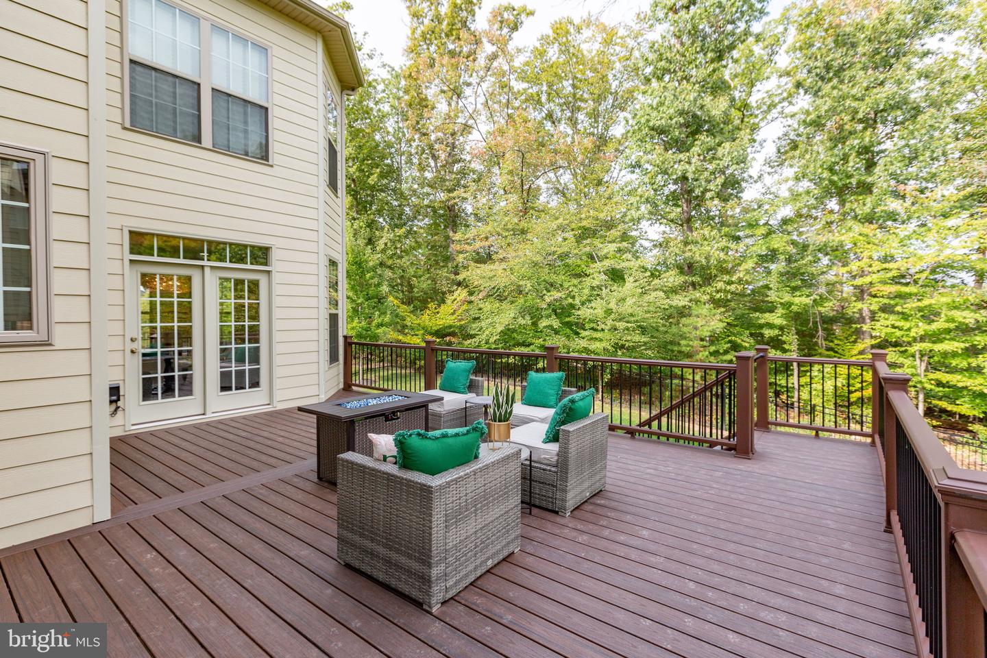 12116 HICKORY FALLS CT, WOODBRIDGE, Virginia 22192, 6 Bedrooms Bedrooms, ,5 BathroomsBathrooms,Residential,For sale,12116 HICKORY FALLS CT,VAPW2100886 MLS # VAPW2100886
