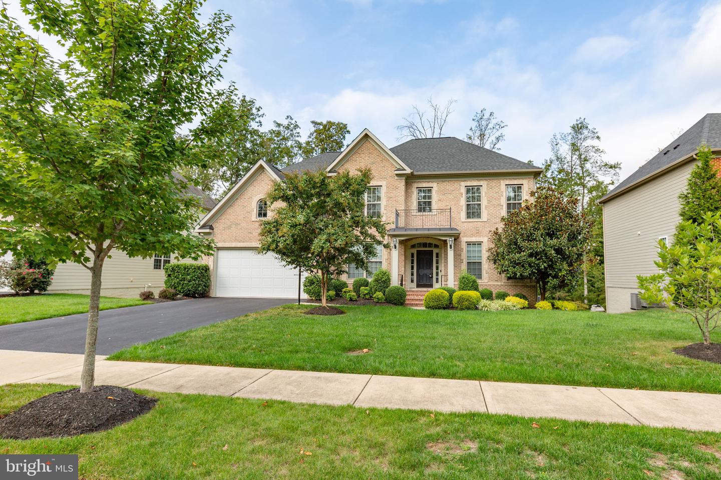 12116 HICKORY FALLS CT, WOODBRIDGE, Virginia 22192, 6 Bedrooms Bedrooms, ,5 BathroomsBathrooms,Residential,For sale,12116 HICKORY FALLS CT,VAPW2100886 MLS # VAPW2100886