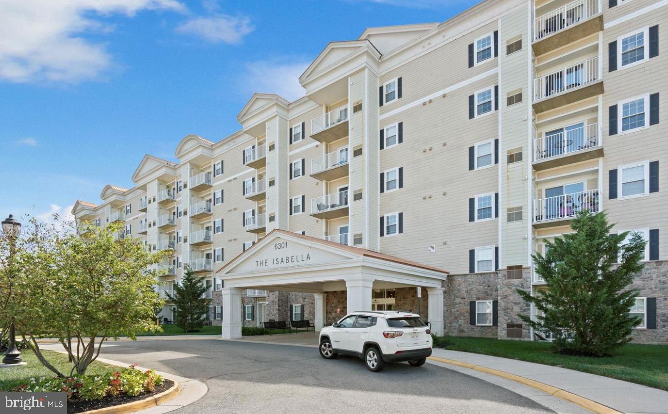 6301 EDSALL RD #106, ALEXANDRIA, Virginia 22312, 1 Bedroom Bedrooms, ,1 BathroomBathrooms,Residential,For sale,6301 EDSALL RD #106,VAFX2261874 MLS # VAFX2261874