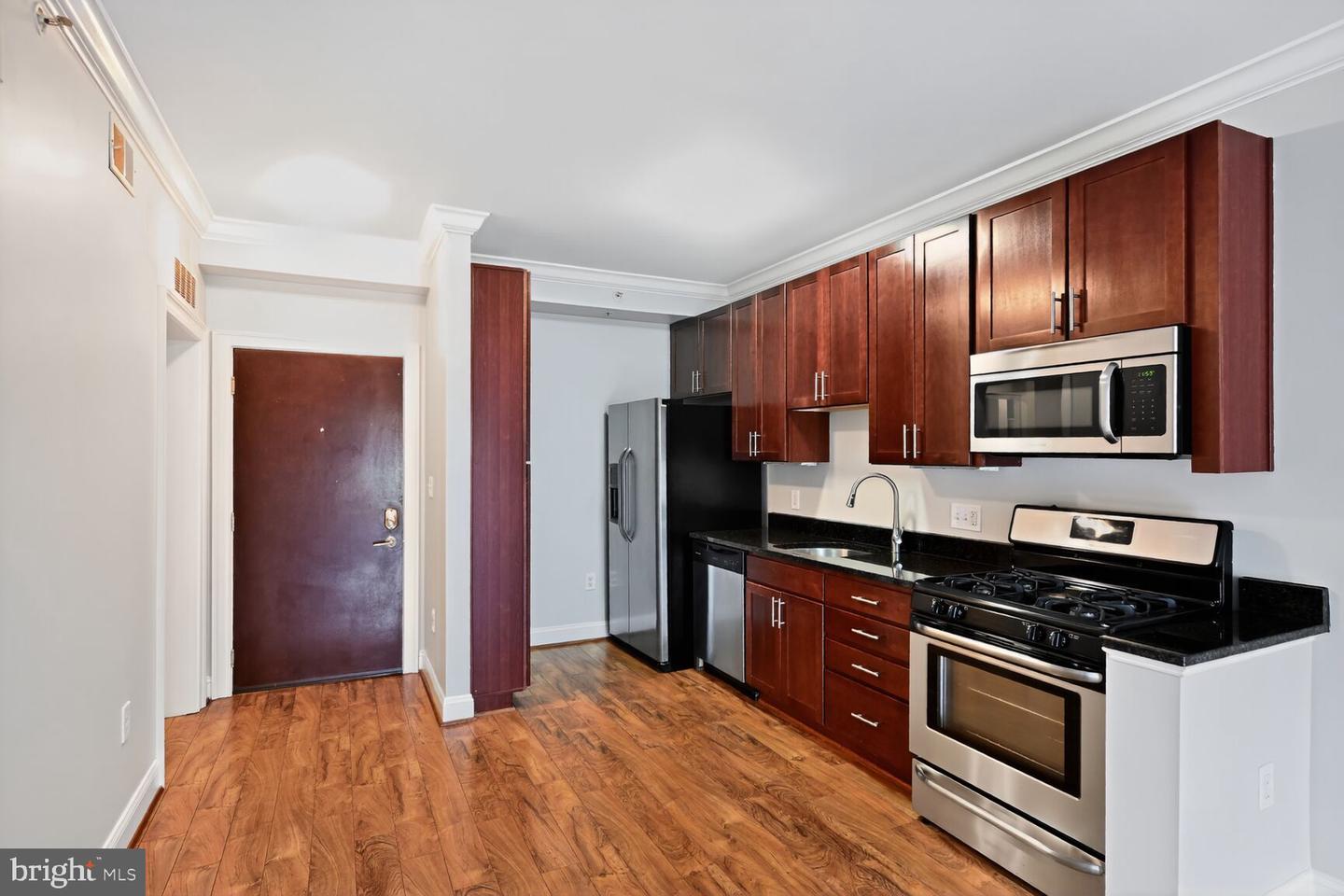 6301 EDSALL RD #106, ALEXANDRIA, Virginia 22312, 1 Bedroom Bedrooms, ,1 BathroomBathrooms,Residential,For sale,6301 EDSALL RD #106,VAFX2261874 MLS # VAFX2261874