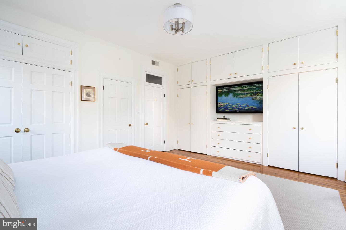 1612 T ST NW, WASHINGTON, District Of Columbia 20009, 6 Bedrooms Bedrooms, ,4 BathroomsBathrooms,Residential,For sale,1612 T ST NW,DCDC2215792 MLS # DCDC2215792