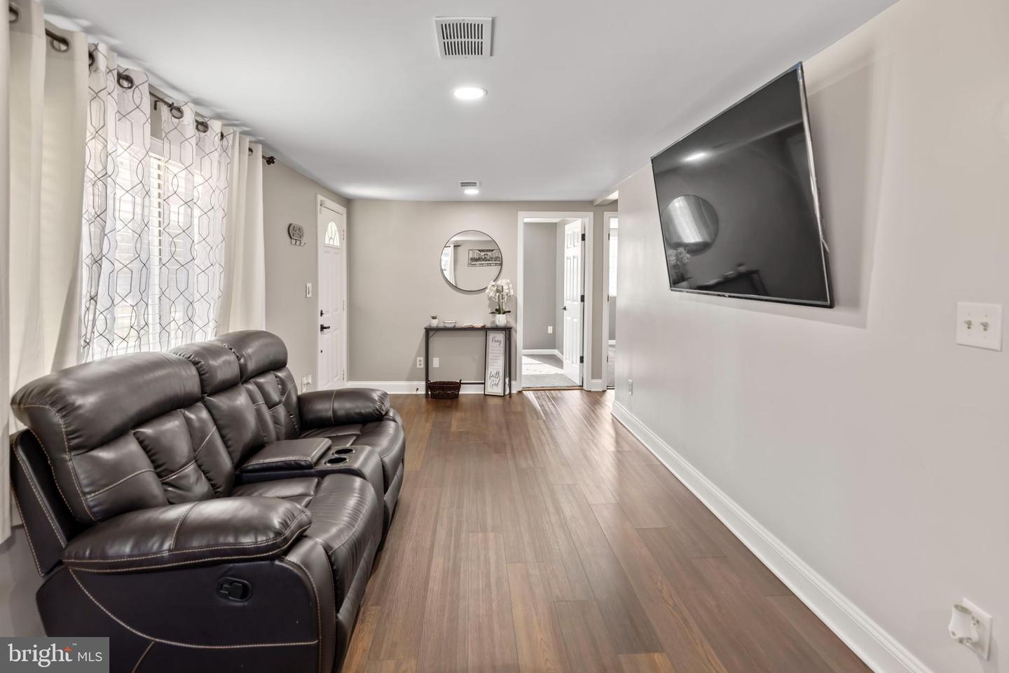 7239 SMITH STATION RD, FREDERICKSBURG, Virginia 22407, 4 Bedrooms Bedrooms, 4 Rooms Rooms,2 BathroomsBathrooms,Residential,For sale,7239 SMITH STATION RD,VASP2035740 MLS # VASP2035740