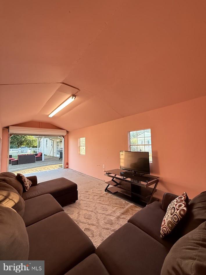 7239 SMITH STATION RD, FREDERICKSBURG, Virginia 22407, 4 Bedrooms Bedrooms, 4 Rooms Rooms,2 BathroomsBathrooms,Residential,For sale,7239 SMITH STATION RD,VASP2035740 MLS # VASP2035740