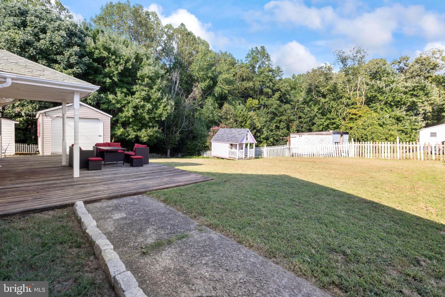 7239 SMITH STATION RD, FREDERICKSBURG, Virginia 22407, 4 Bedrooms Bedrooms, 4 Rooms Rooms,2 BathroomsBathrooms,Residential,For sale,7239 SMITH STATION RD,VASP2035740 MLS # VASP2035740