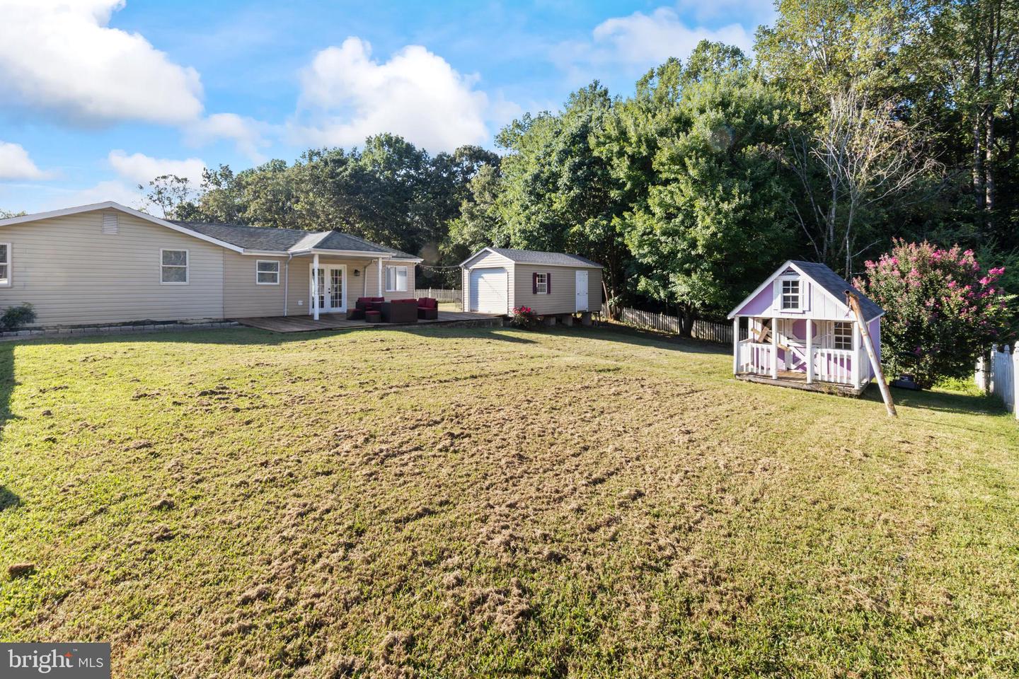 7239 SMITH STATION RD, FREDERICKSBURG, Virginia 22407, 4 Bedrooms Bedrooms, 4 Rooms Rooms,2 BathroomsBathrooms,Residential,For sale,7239 SMITH STATION RD,VASP2035740 MLS # VASP2035740
