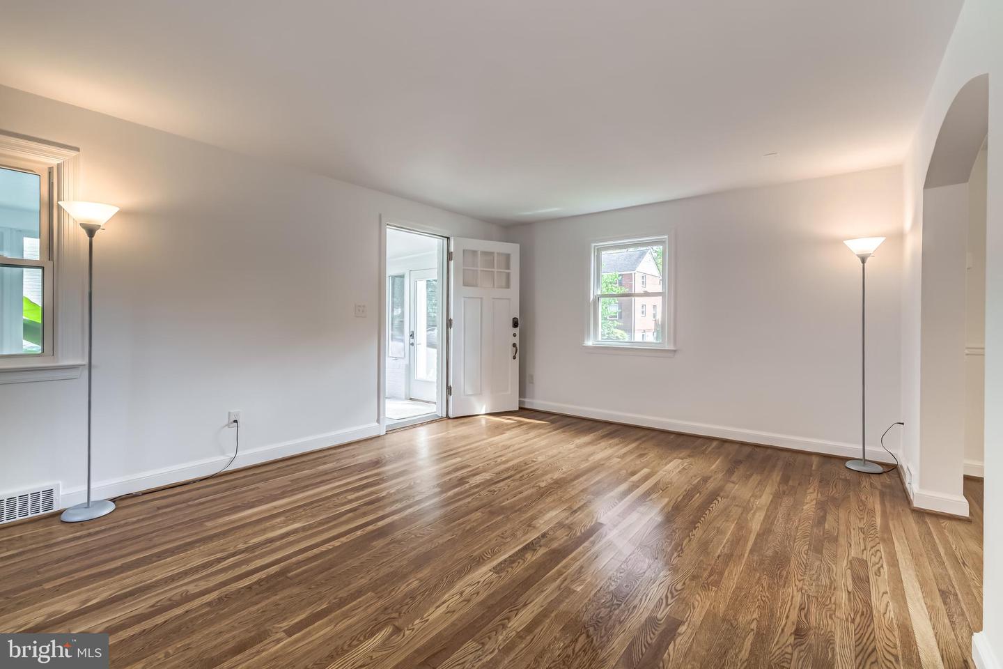 4841 1ST ST S, ARLINGTON, Virginia 22204, 3 Bedrooms Bedrooms, ,2 BathroomsBathrooms,Residential,For sale,4841 1ST ST S,VAAR2062754 MLS # VAAR2062754