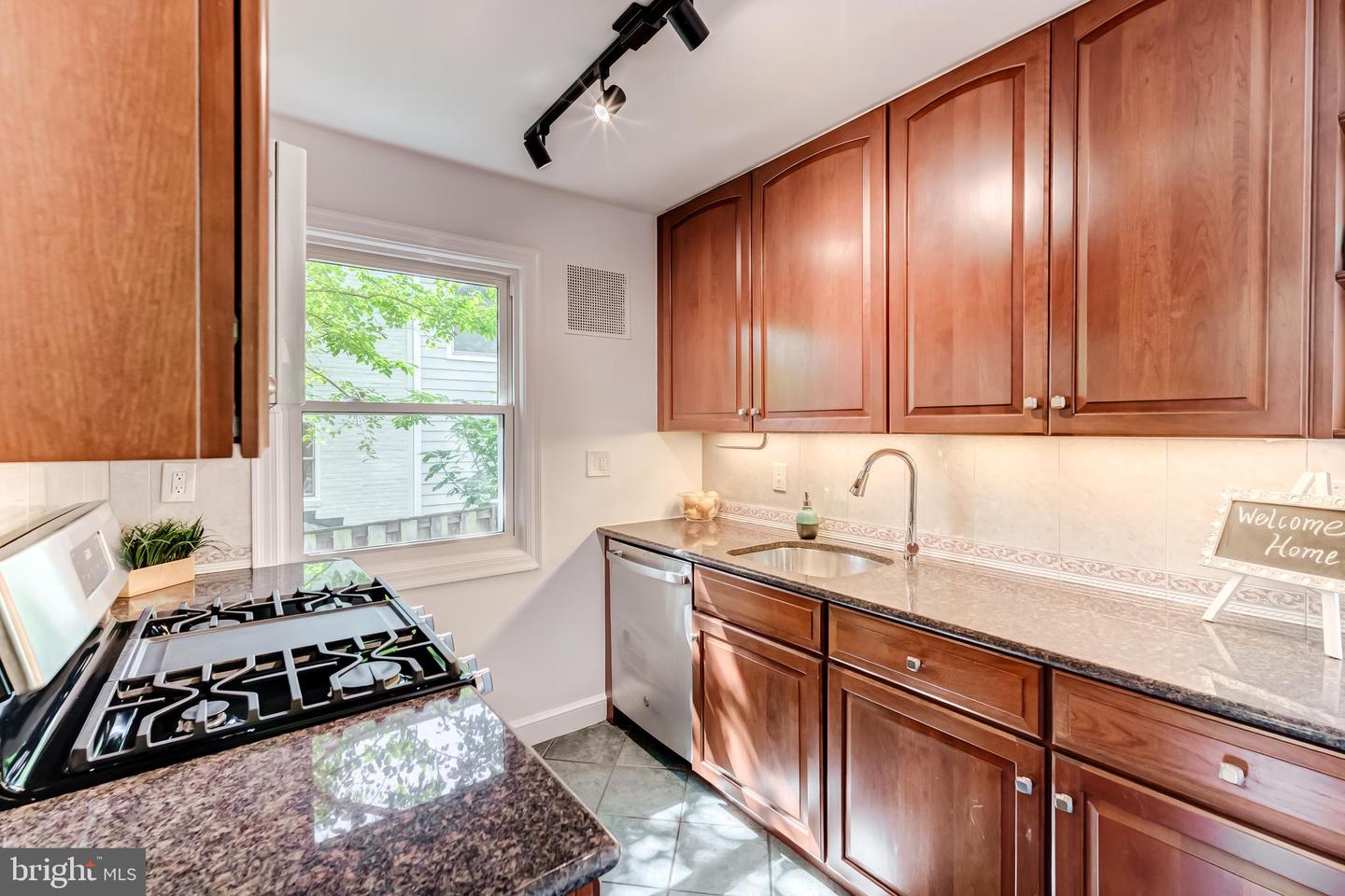 4841 1ST ST S, ARLINGTON, Virginia 22204, 3 Bedrooms Bedrooms, ,2 BathroomsBathrooms,Residential,For sale,4841 1ST ST S,VAAR2062754 MLS # VAAR2062754